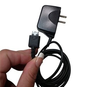 LG Travel Adapter STA-P52WR Wall Charger 5.1V 0.7A Proprietary Connector‎ A5
